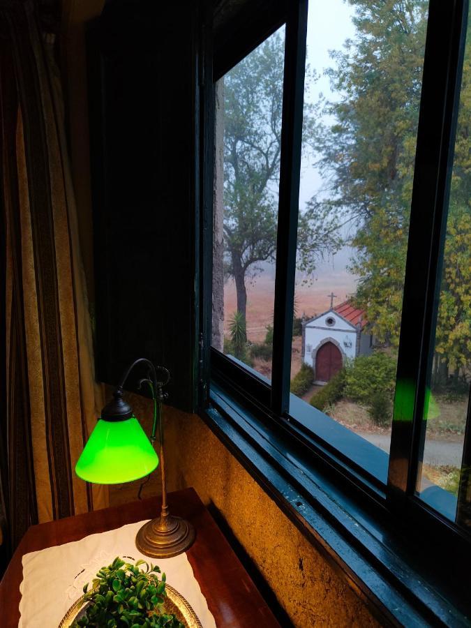 Lugar Da Pedra Alta - B&B - Private Historical Villa Melo Exteriör bild