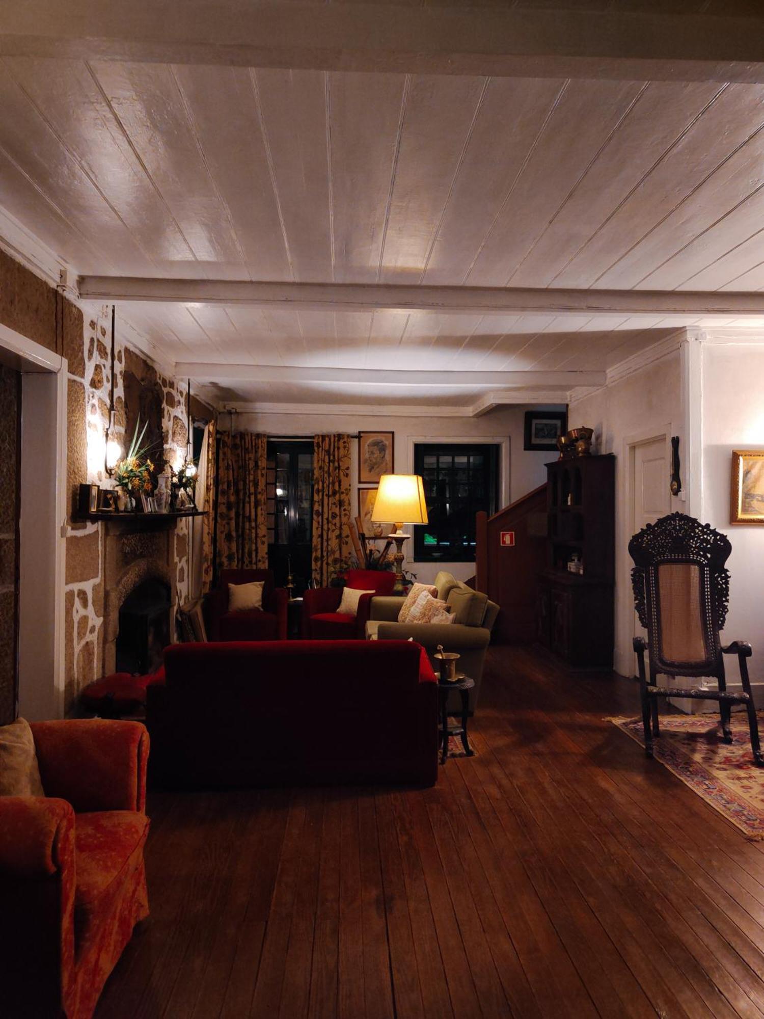 Lugar Da Pedra Alta - B&B - Private Historical Villa Melo Exteriör bild