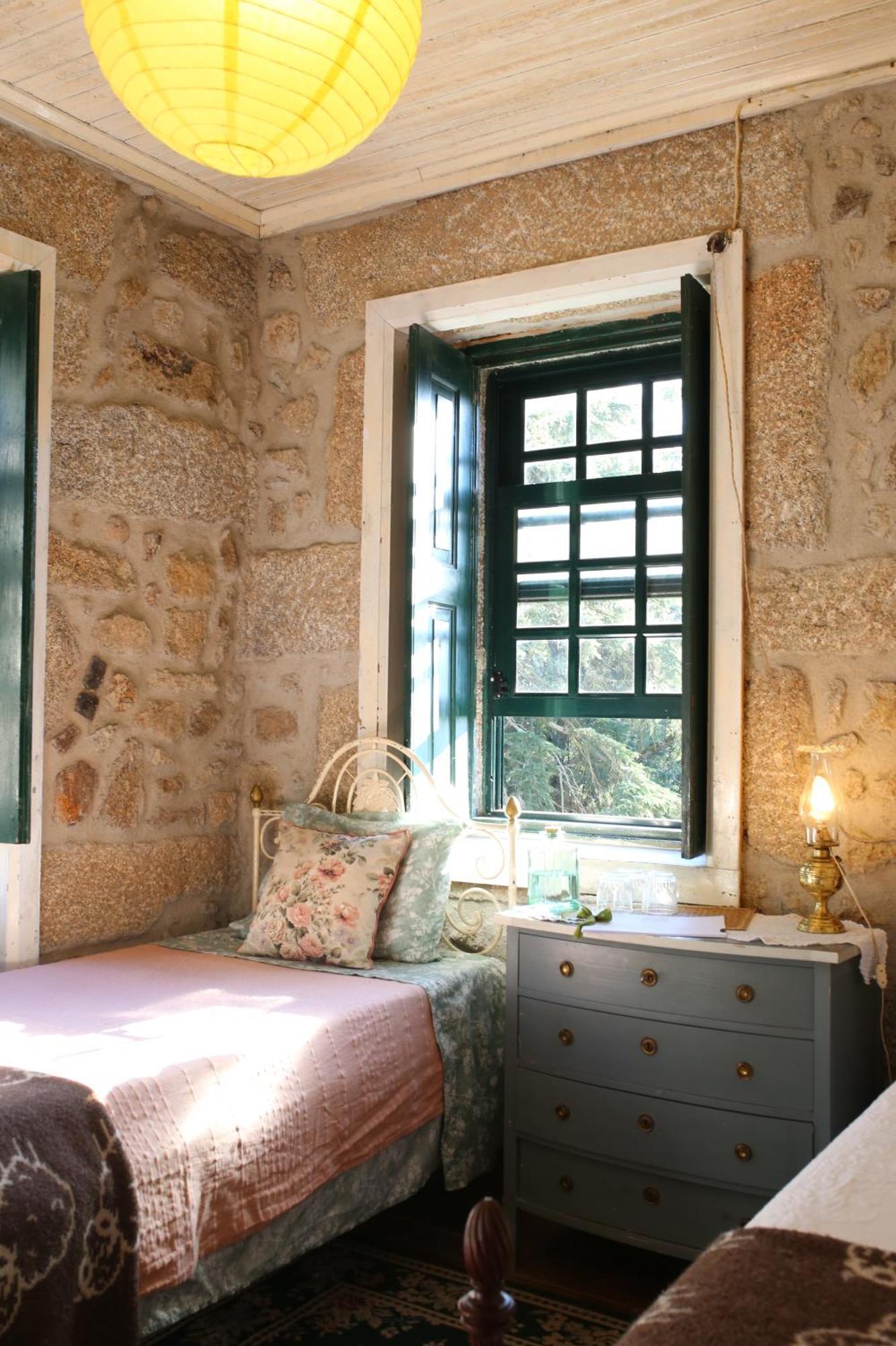 Lugar Da Pedra Alta - B&B - Private Historical Villa Melo Exteriör bild