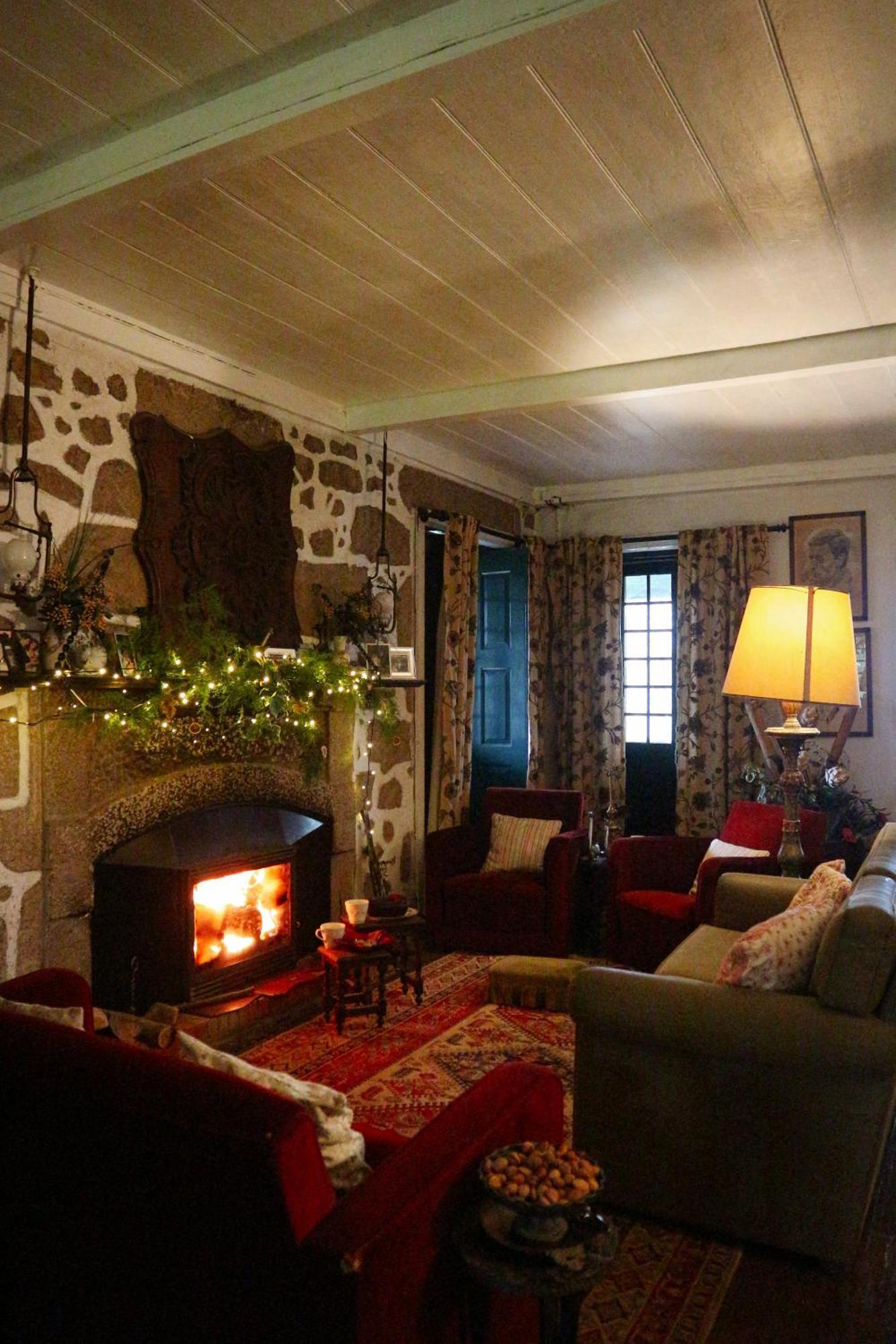 Lugar Da Pedra Alta - B&B - Private Historical Villa Melo Exteriör bild